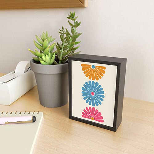 Colour Poems Retro Daisy Multicolor II Framed Mini Art Print