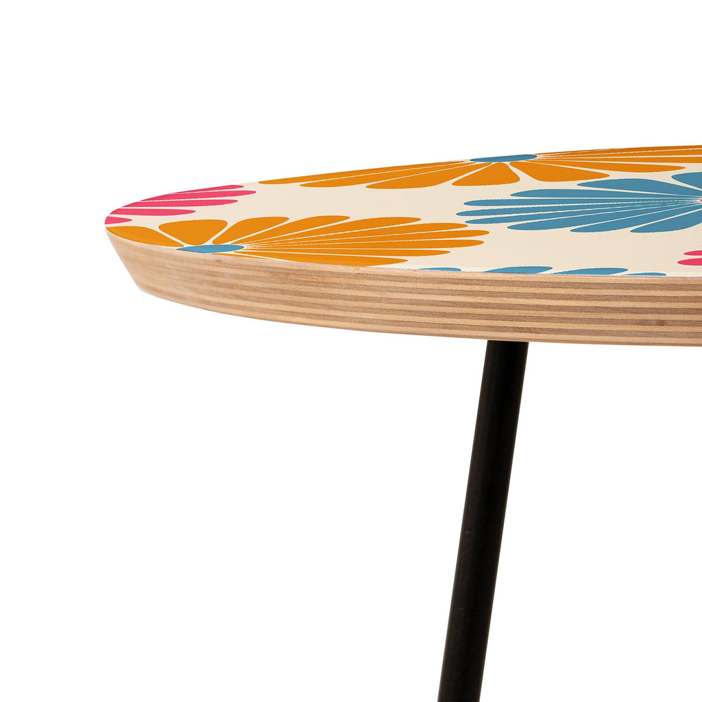 Colour Poems Retro Daisy Multicolor II Round Side Table