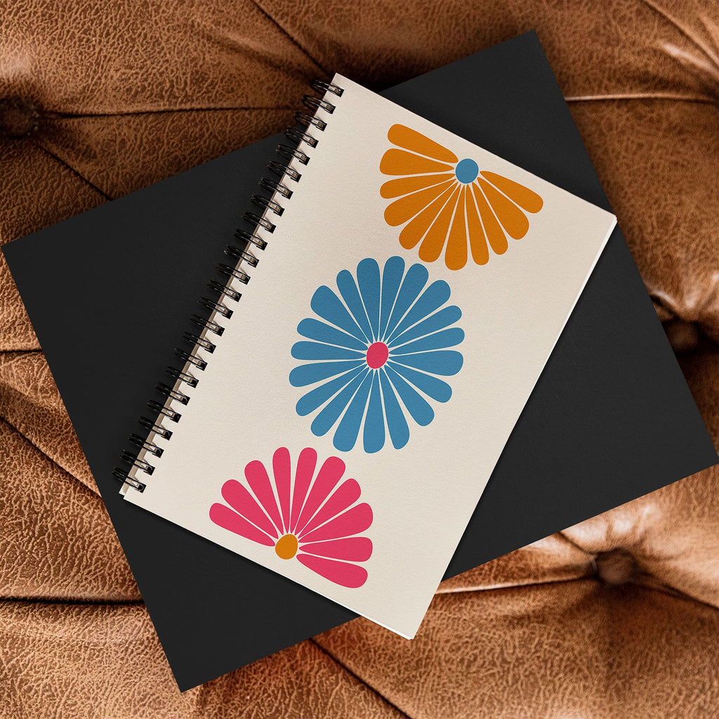 Colour Poems Retro Daisy Multicolor II Spiral Notebook