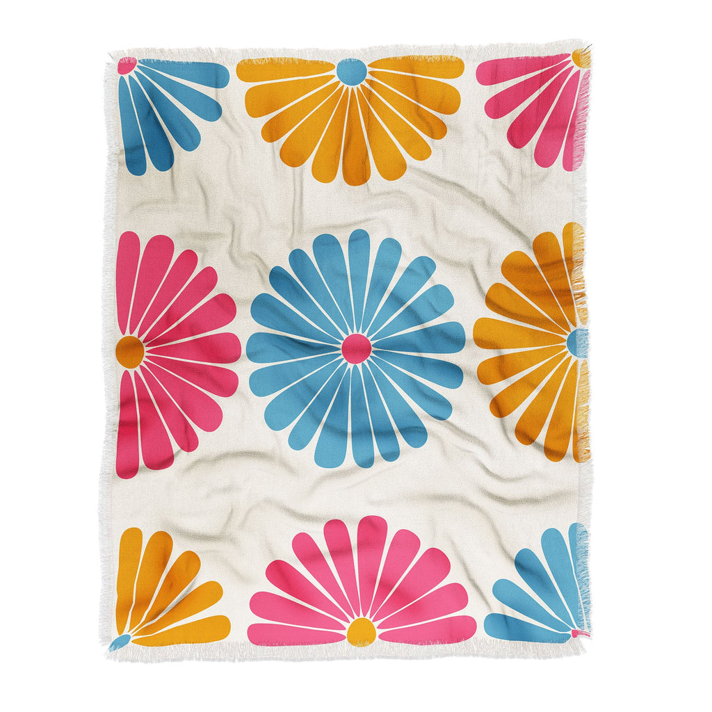 Colour Poems Retro Daisy Multicolor II Throw Blanket