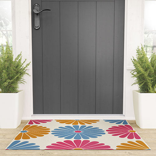Colour Poems Retro Daisy Multicolor II Welcome Mat
