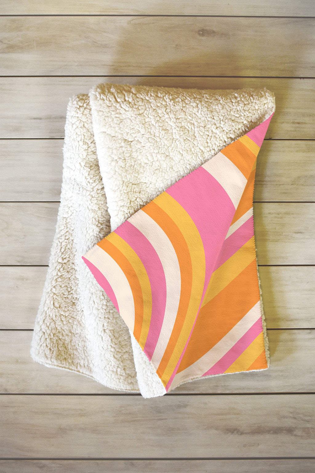 Colour Poems Wavy Retro Stripes III Fleece Throw Blanket