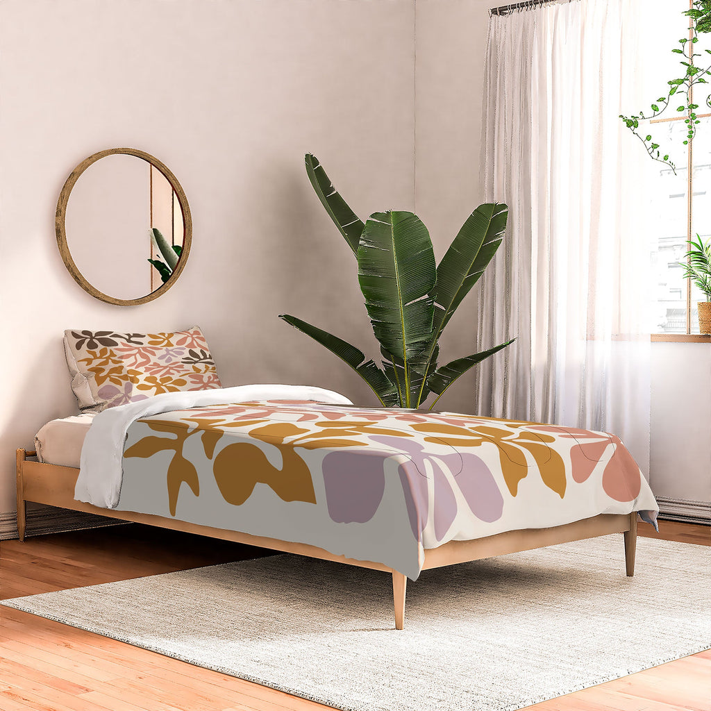 DorisciciArt Mistral dusk Comforter