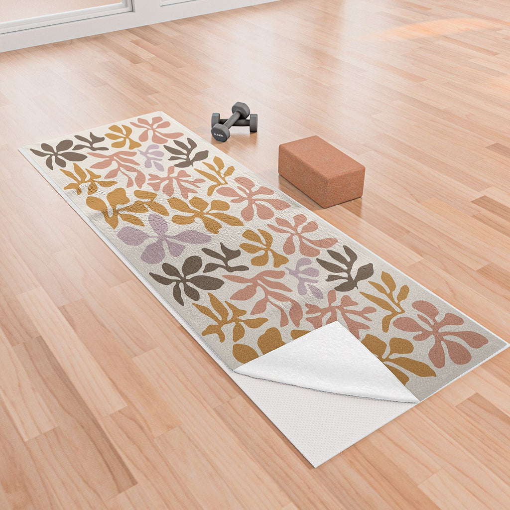 DorisciciArt Mistral dusk Yoga Towel