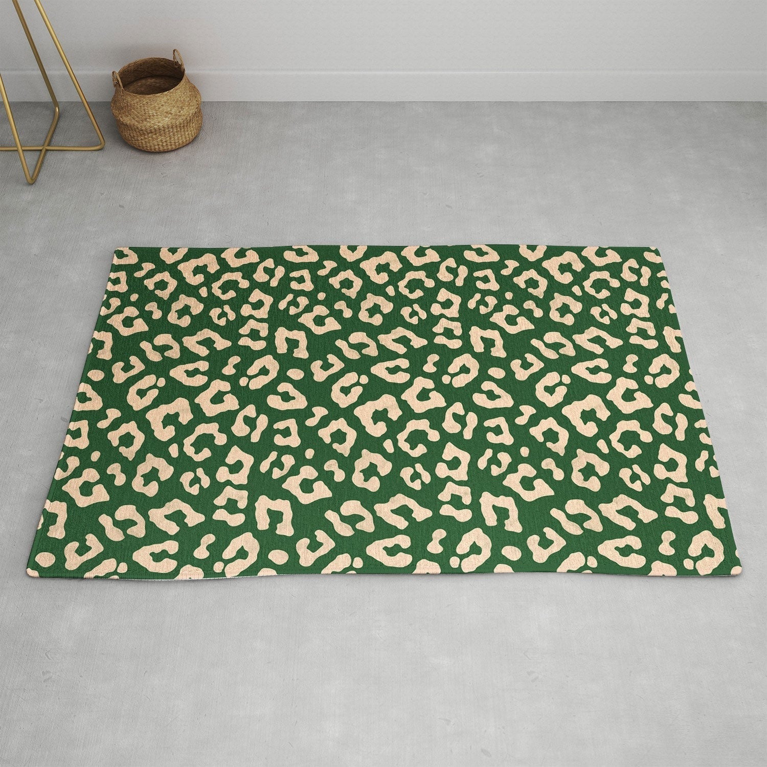 Avenie BR Cheetah Print In Green Area Rug
