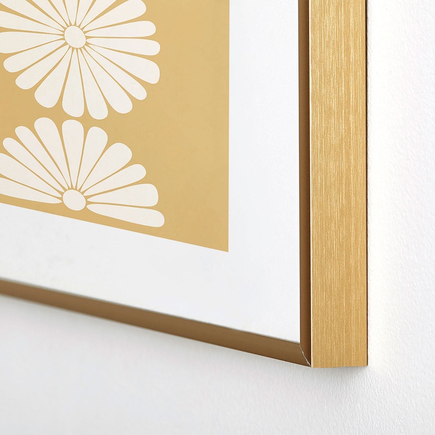 Colour Poems Retro Daisy XXIV Metal Framed Art Print