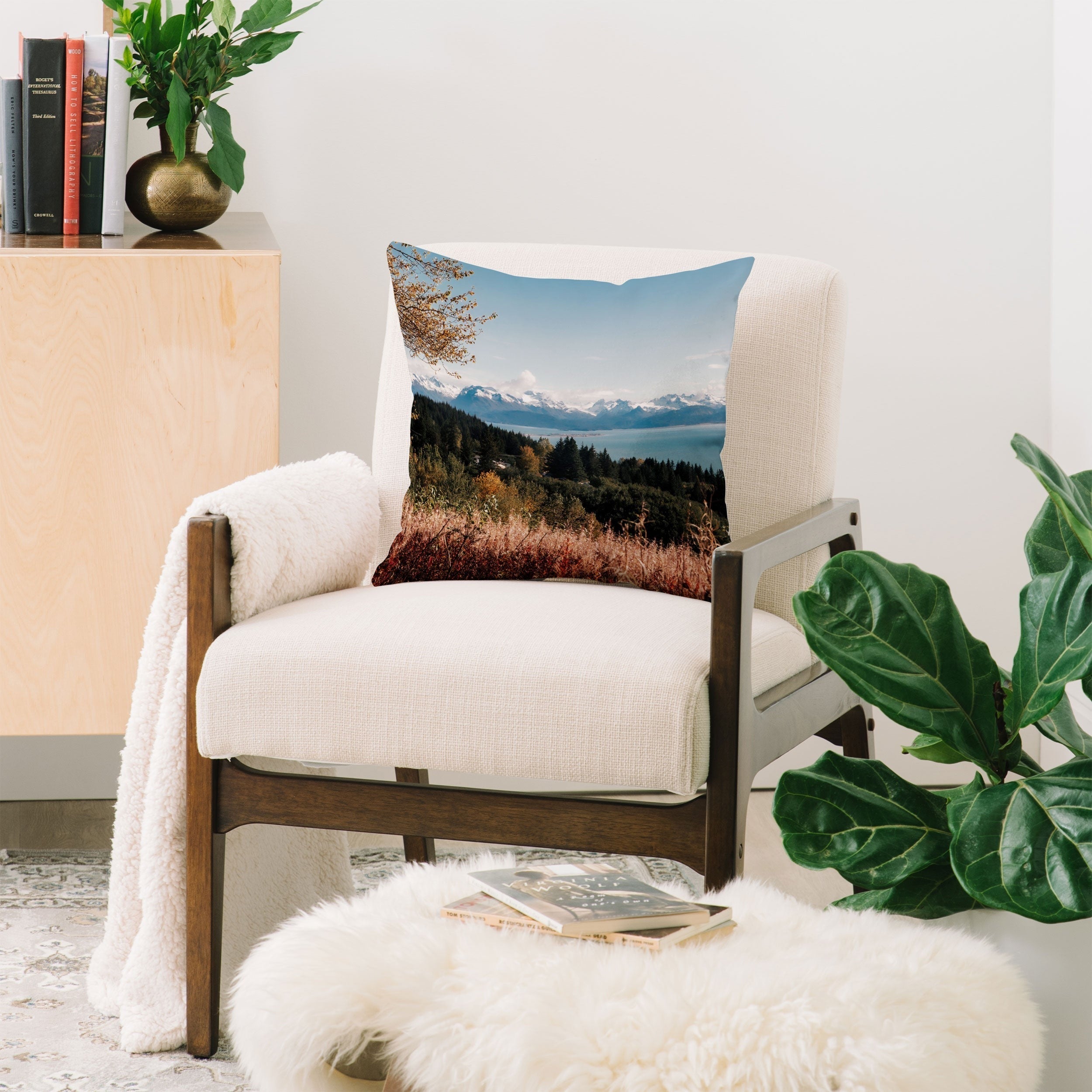 Hannah Kemp Homer Throw Pillow