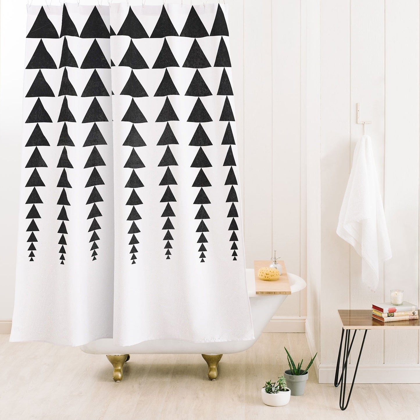 Elisabeth Fredriksson Minimal Triangles Shower Curtain
