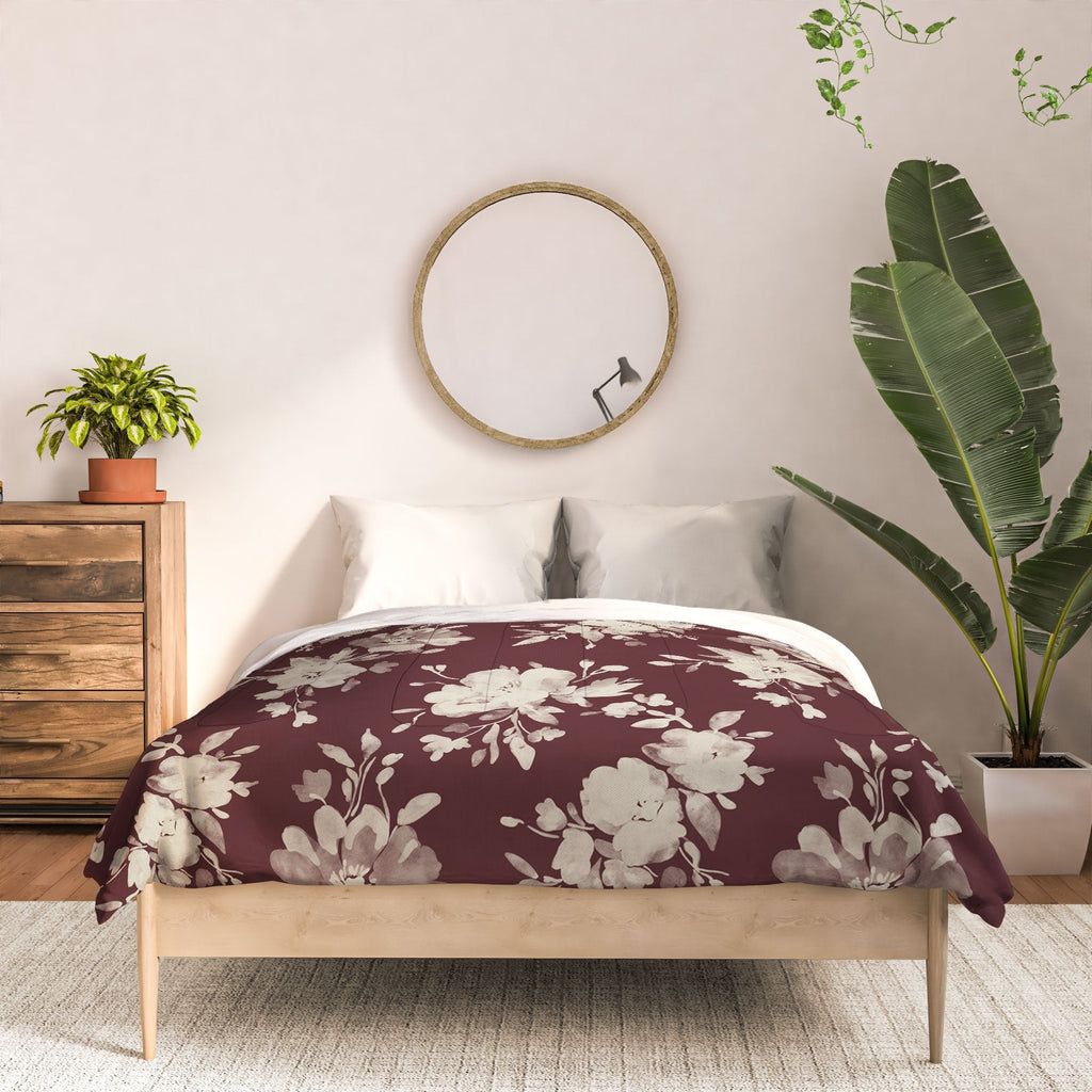 Marta Barragan Camarasa Antique Petal Romance Comforter