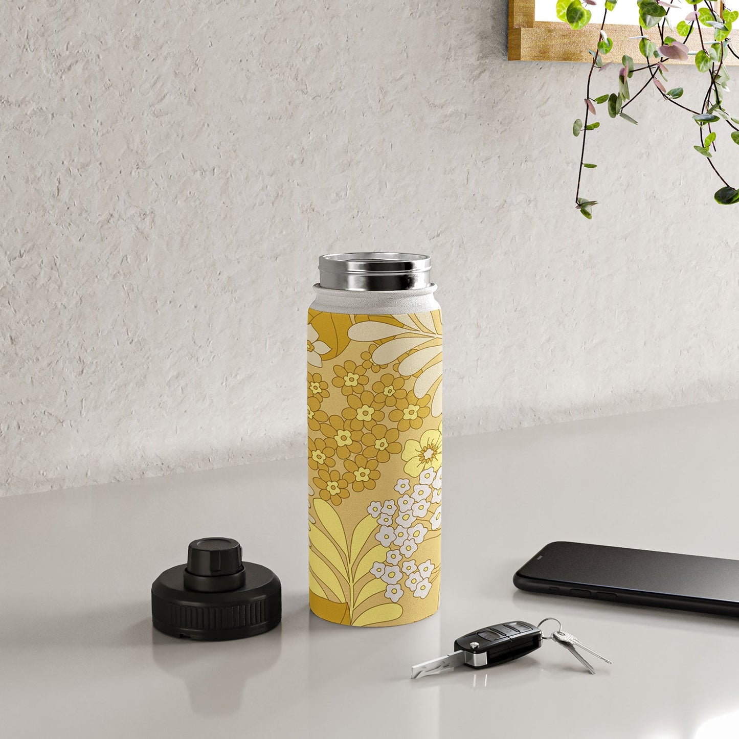 Eyestigmatic Design Yellow Ivory Brown Retro Floral Water Bottle