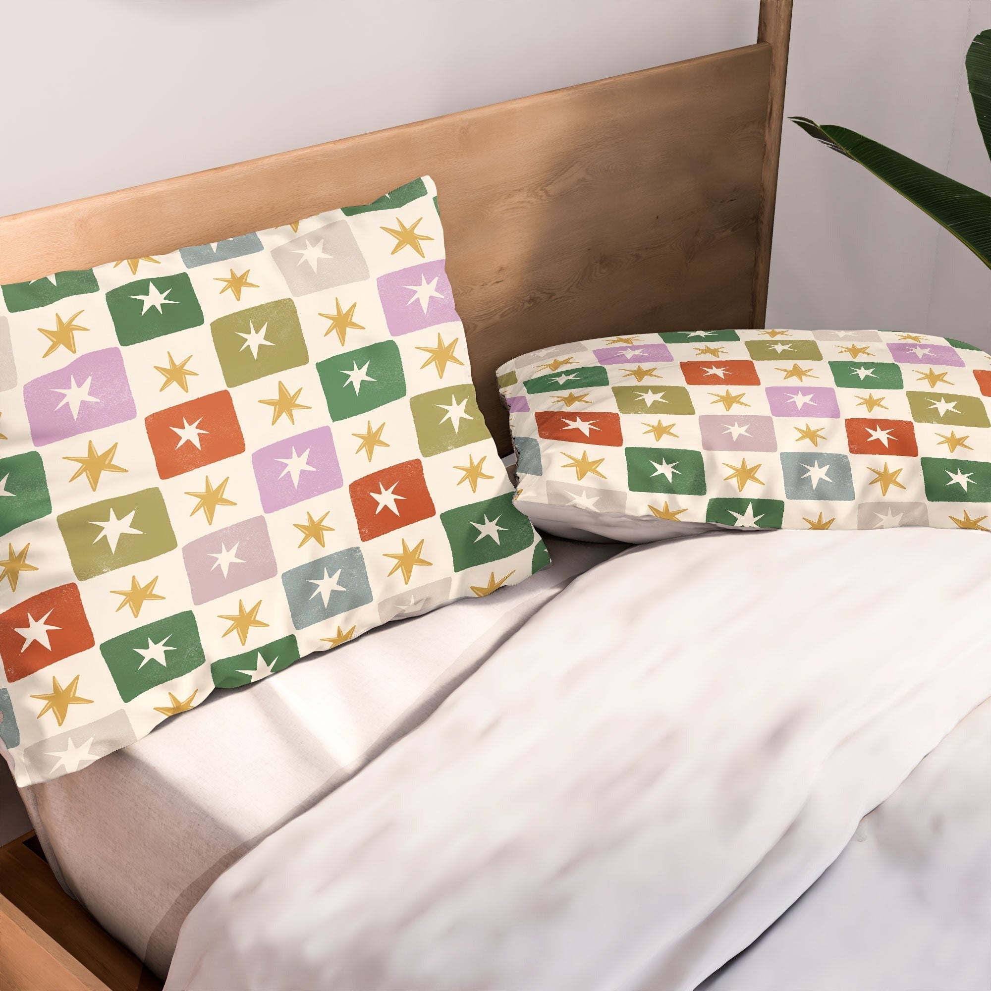 LouBruzzoni Retro Star Block Pattern Pillow Shams