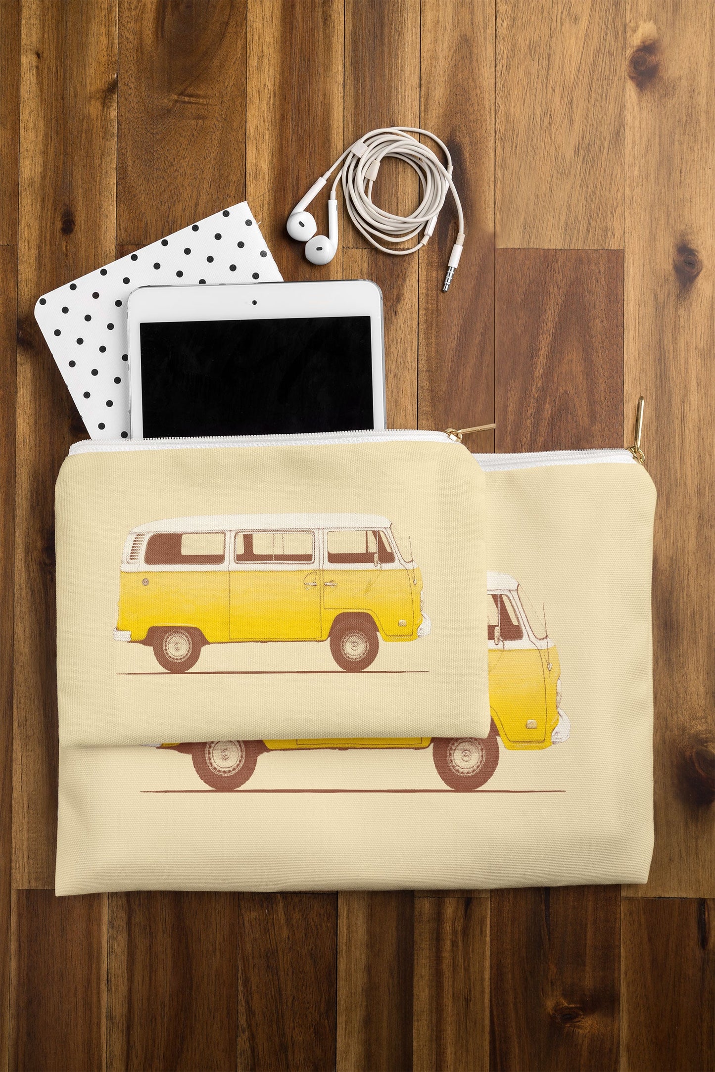 Florent Bodart Famous Cars 1 Pouch
