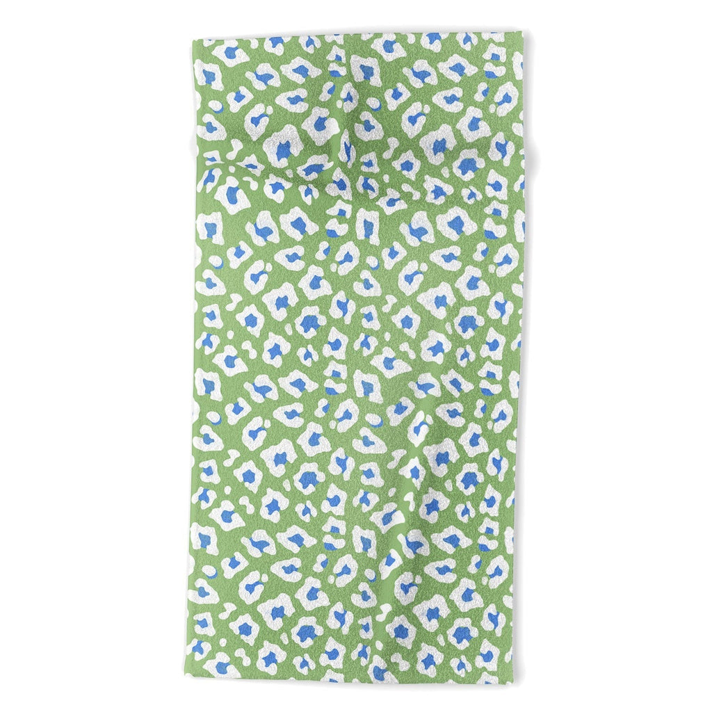 Avenie BR Cheetah Print Beach Towel