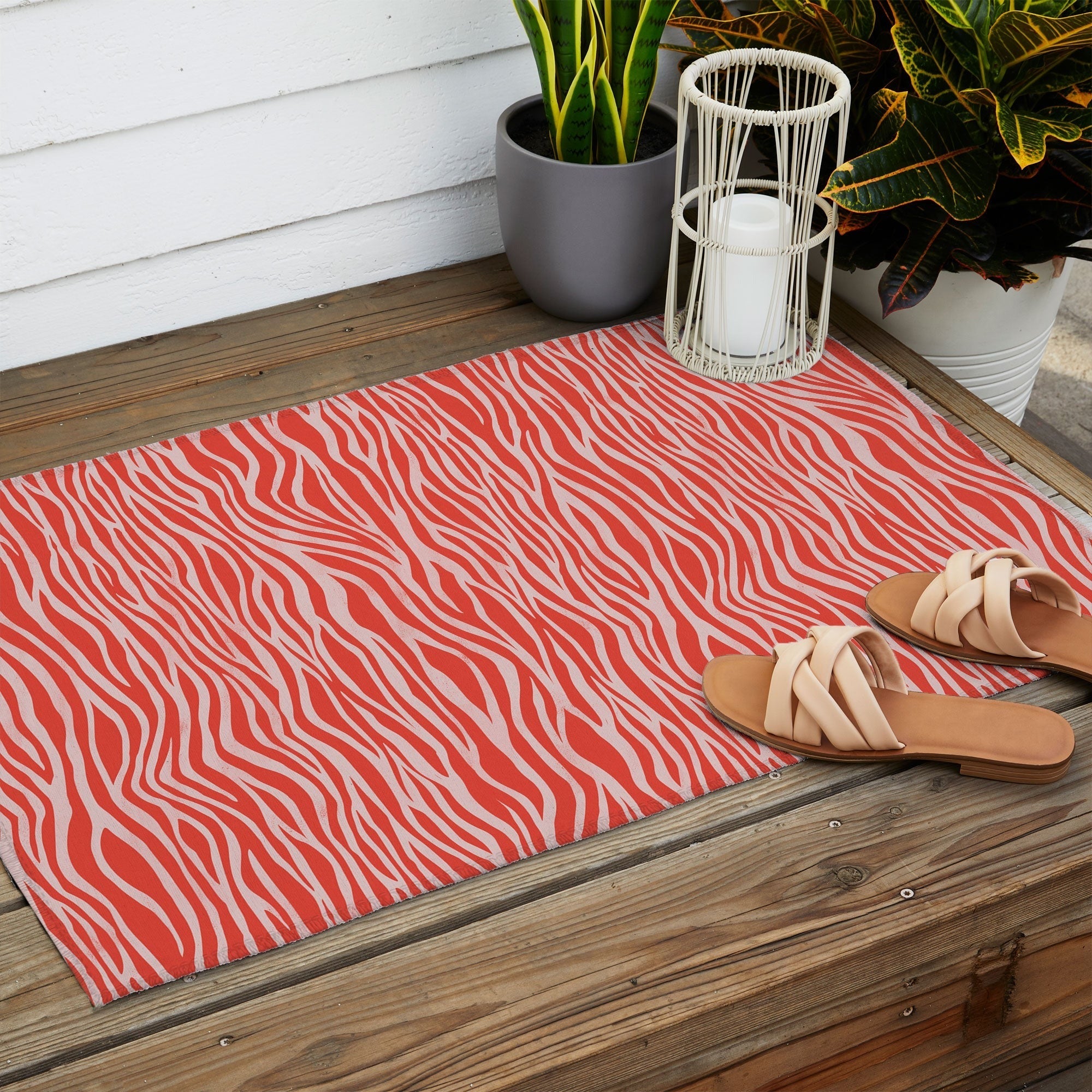Avenie BR Red Zebra Stripe Outdoor Rug