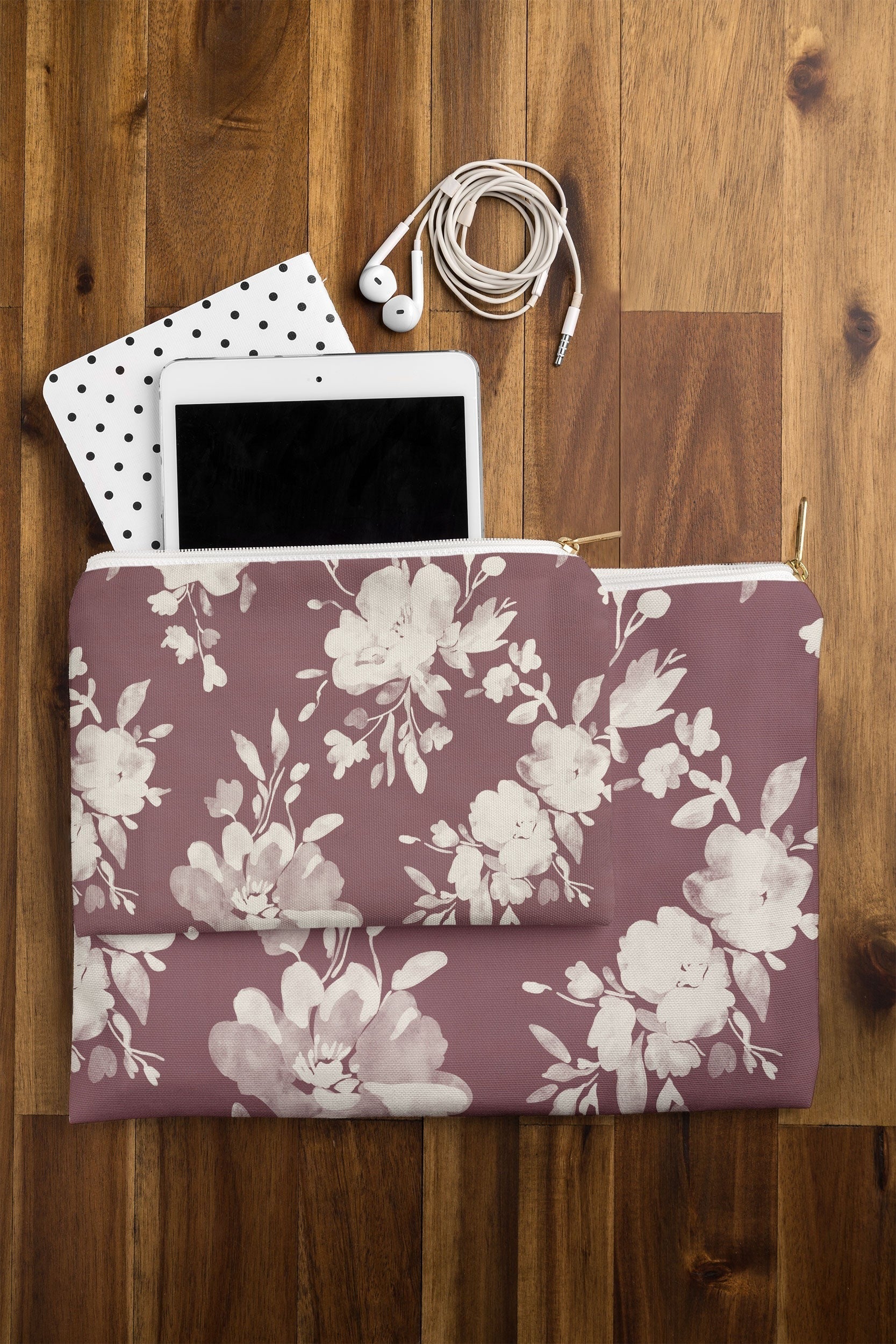 Marta Barragan Camarasa Antique Petal Romance Pouch