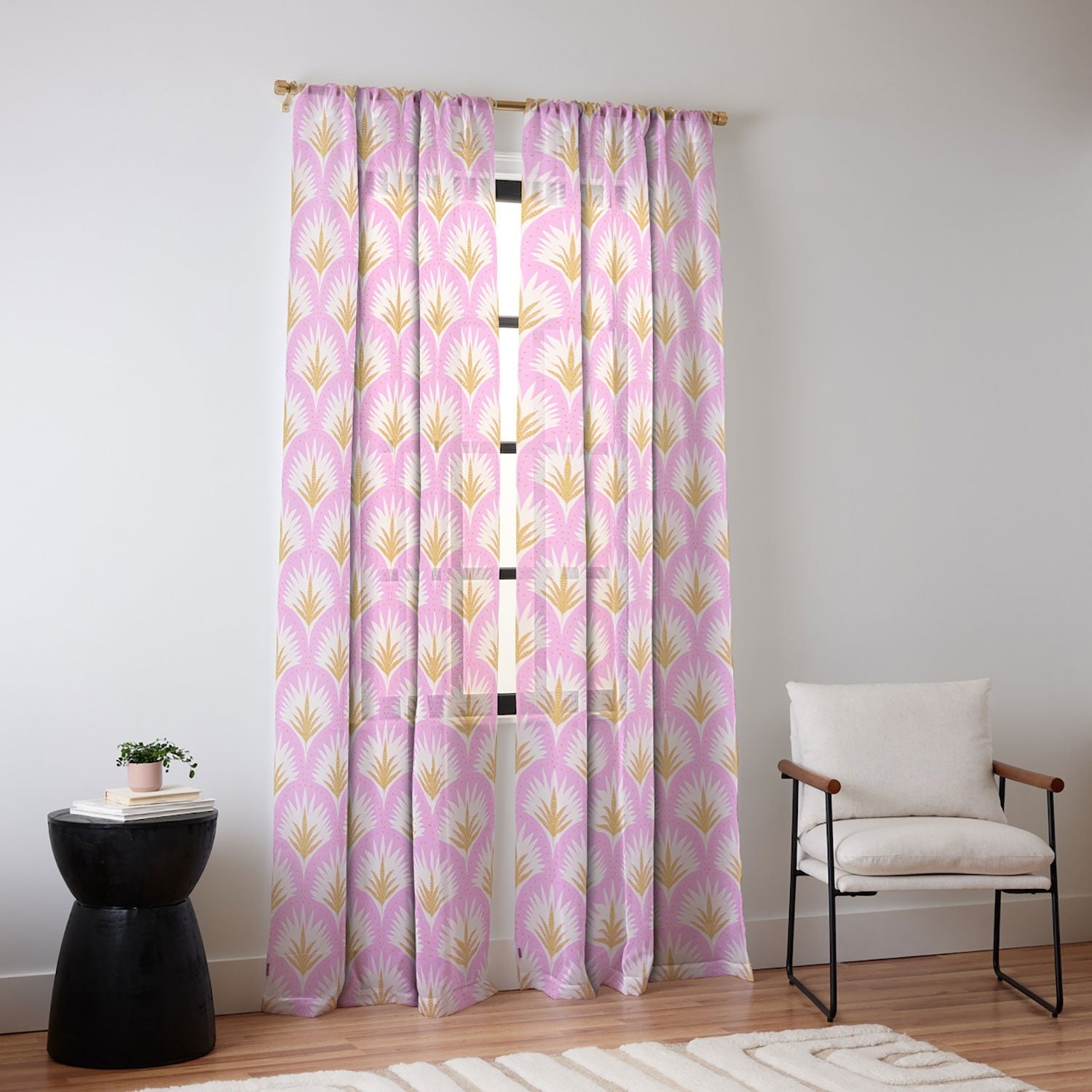 Jennifer Labre Pink Palmetto Sheer Non Repeat