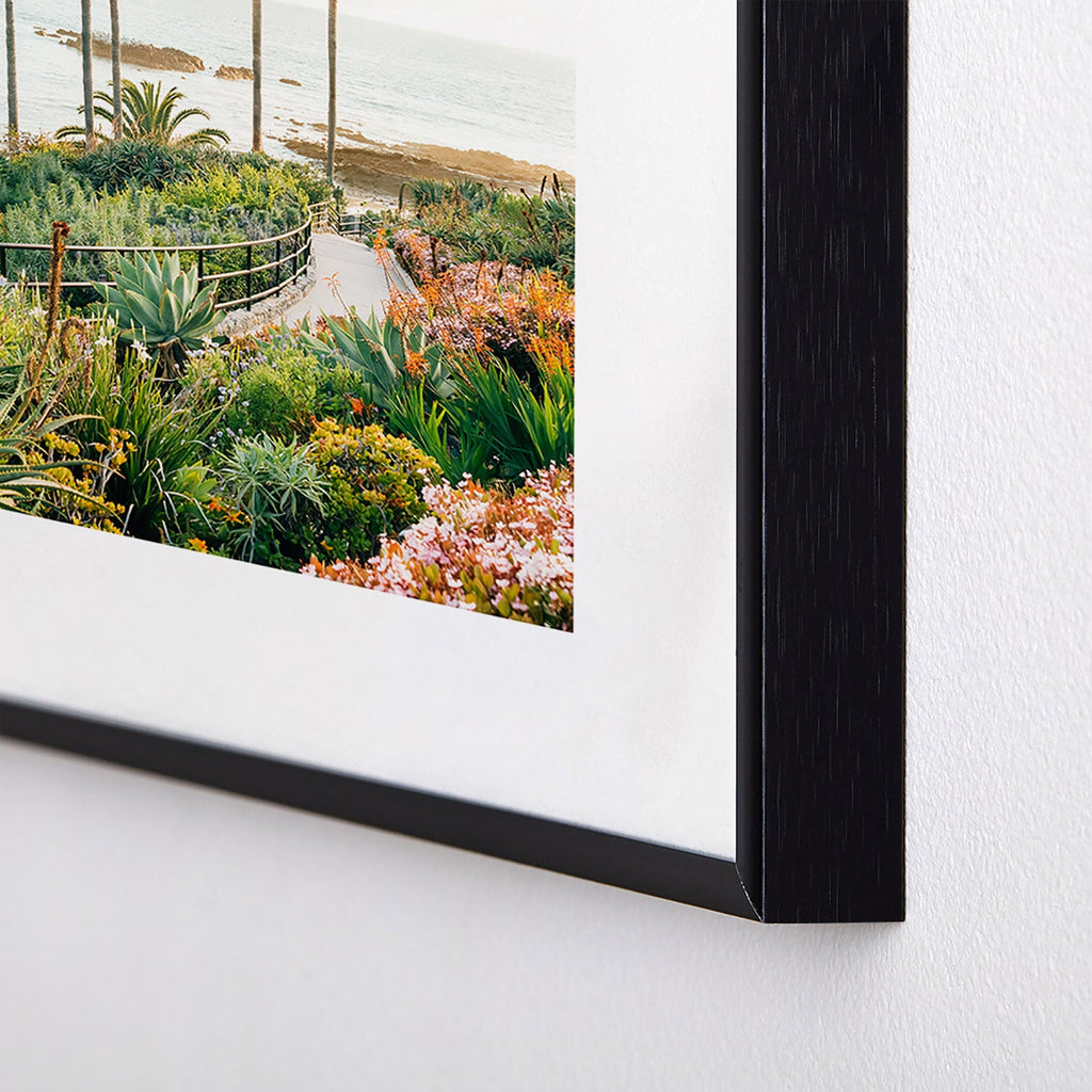 Gal Design Beachside Bloom Metal Framed Art Print