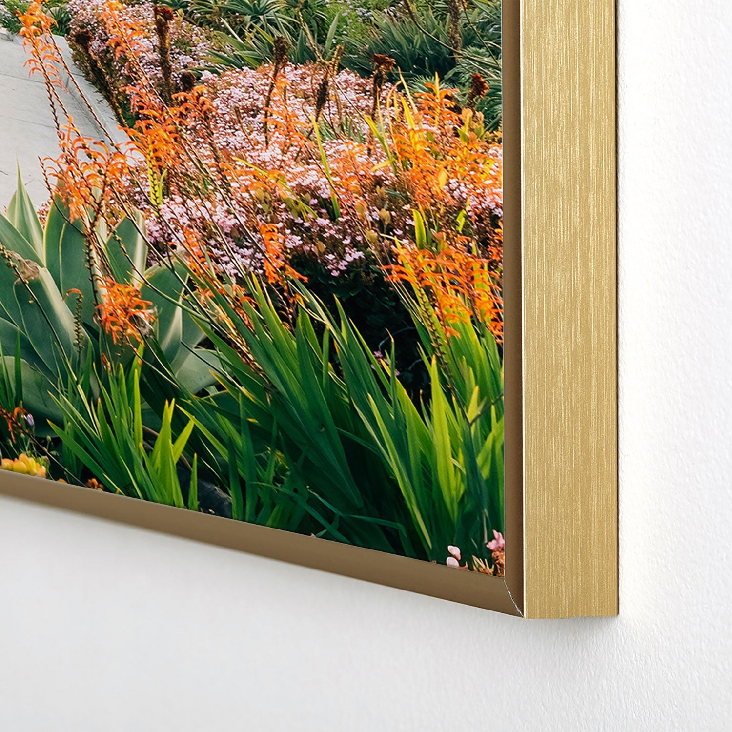 Gal Design Beachside Bloom Square Metal Framed Art Print