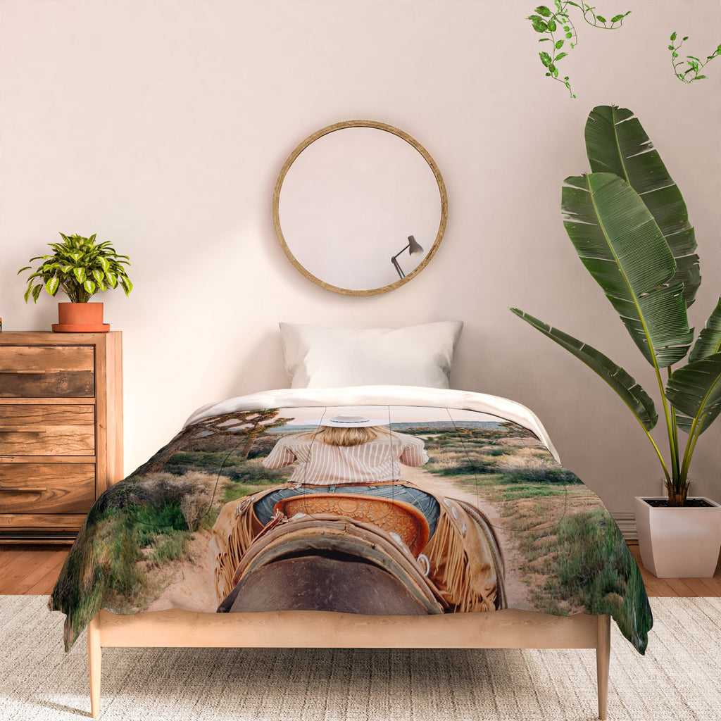 Gal Design The Desert Cowgirl Comforter