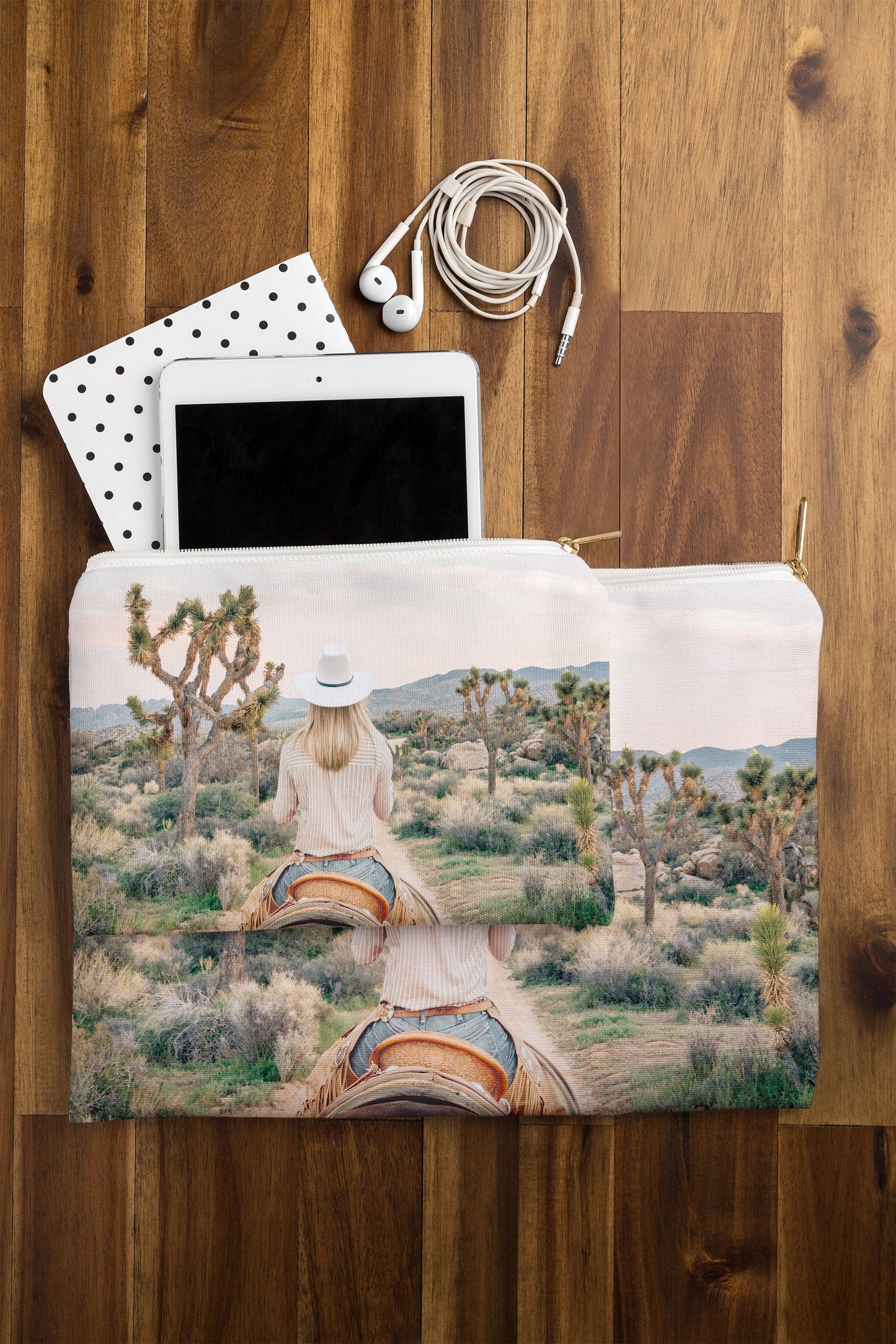 Gal Design The Desert Cowgirl Pouch