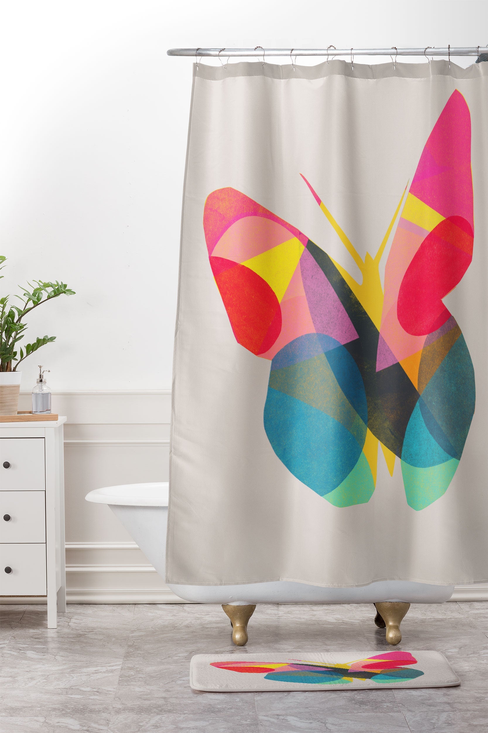 Garima Dhawan flight 1d Shower Curtain And Mat