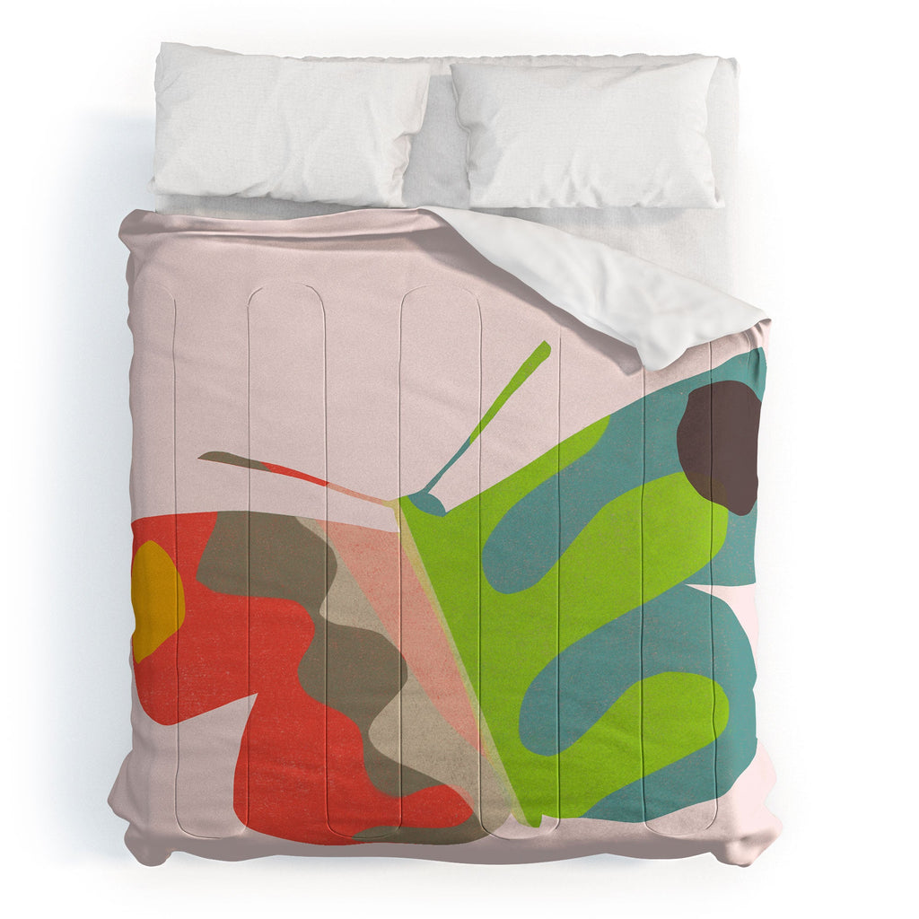 Garima Dhawan flight 3 Comforter
