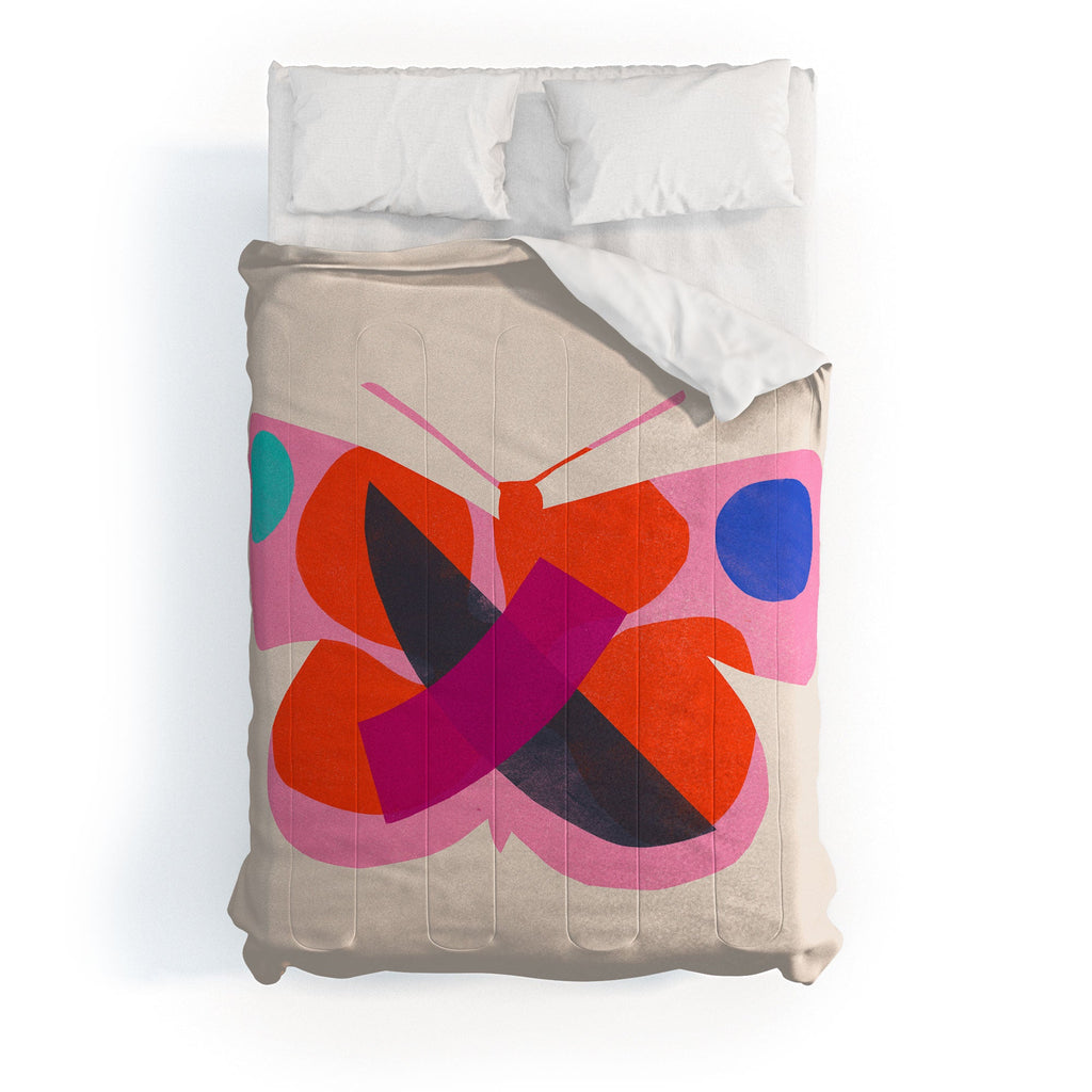 Garima Dhawan flight 4 Comforter