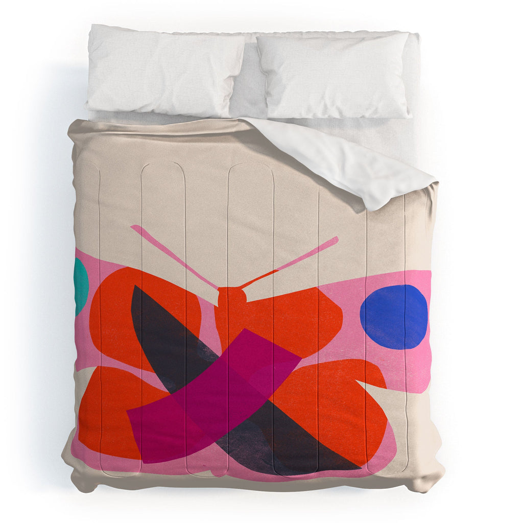 Garima Dhawan flight 4 Comforter