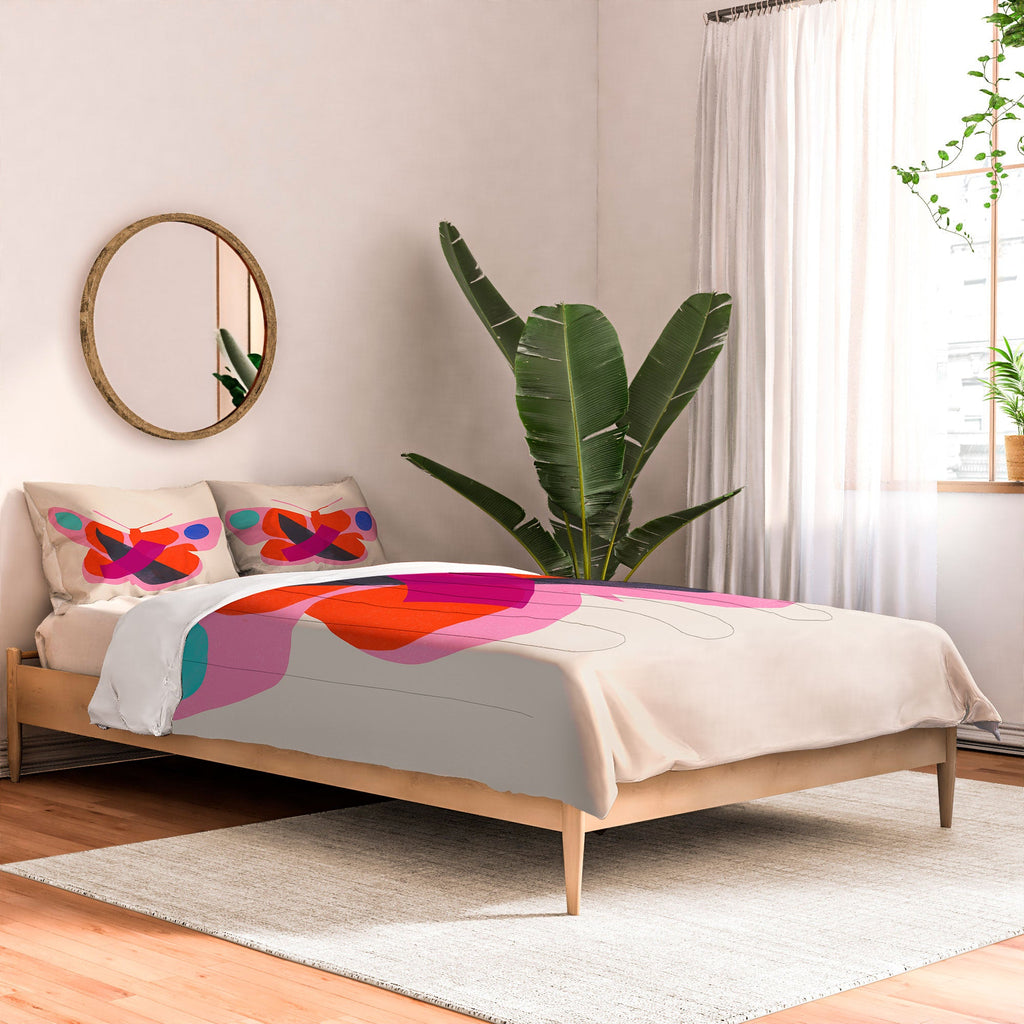 Garima Dhawan flight 4 Comforter