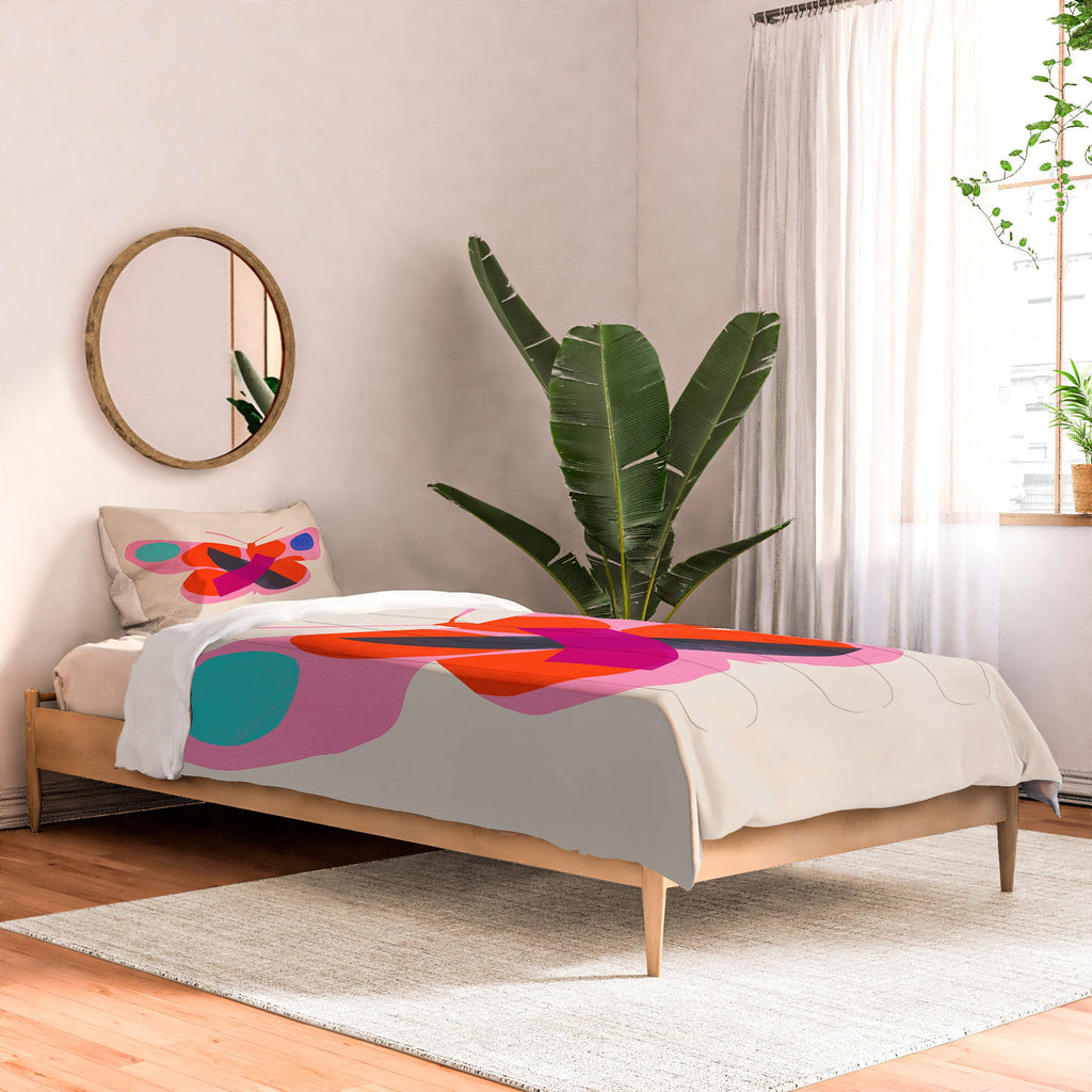 Garima Dhawan flight 4 Comforter