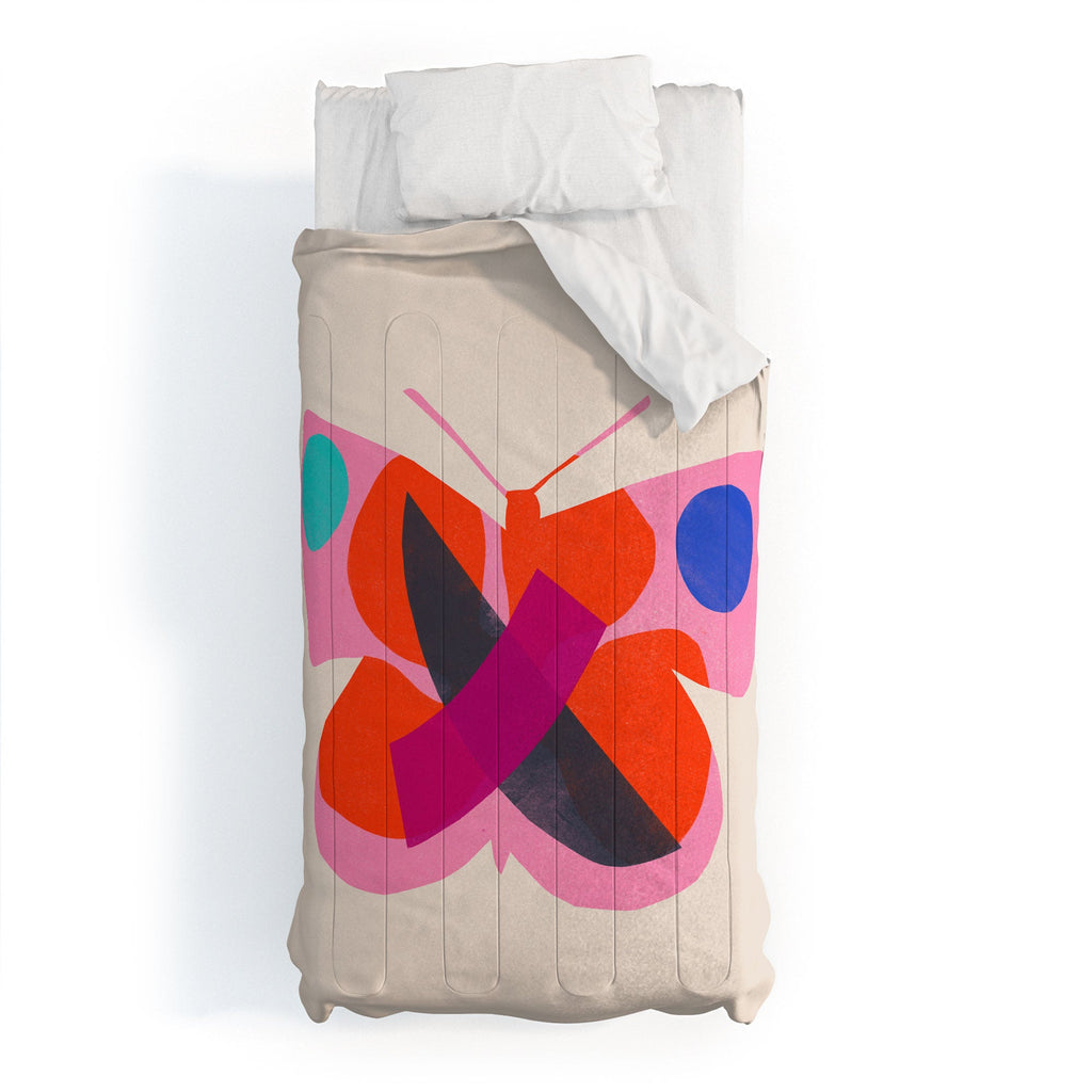Garima Dhawan flight 4 Comforter