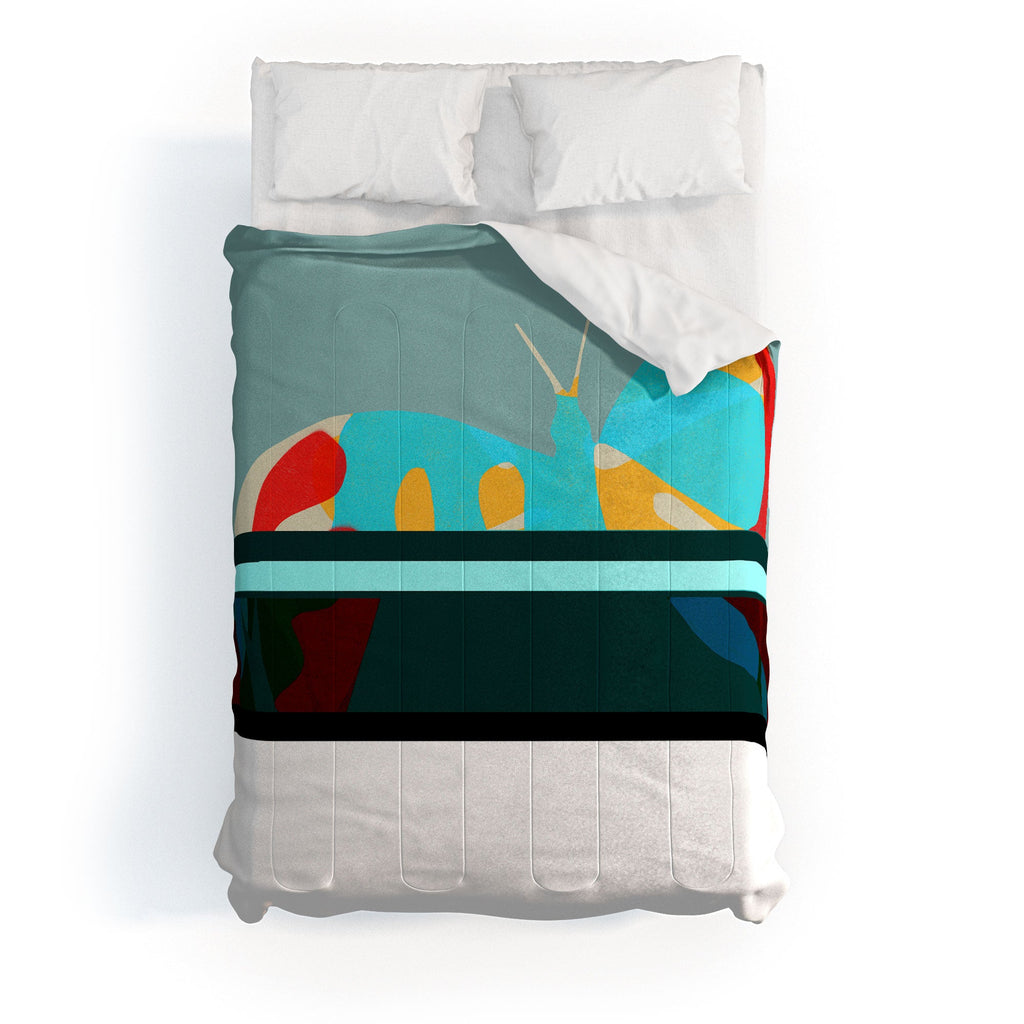 Garima Dhawan flight 5 Comforter