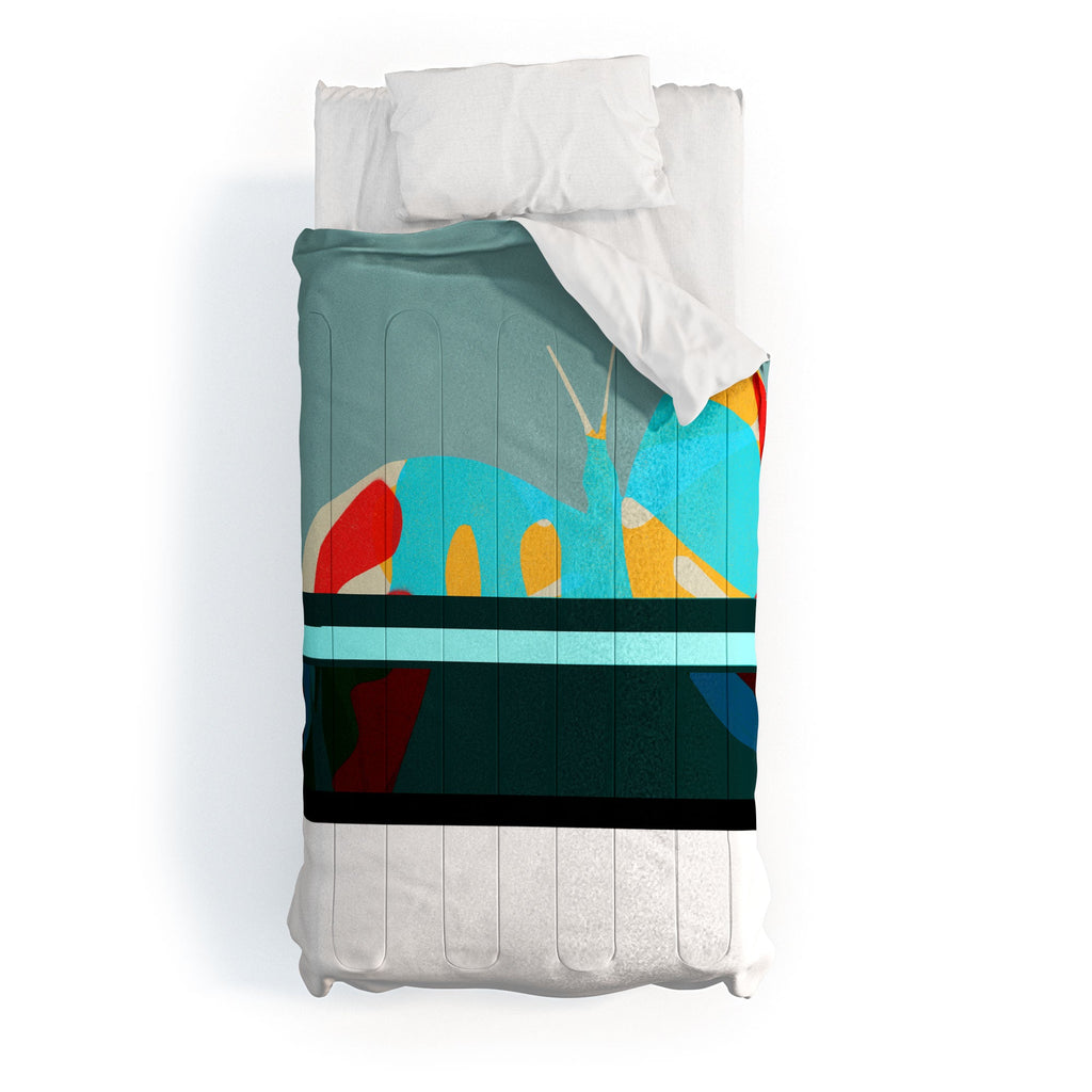 Garima Dhawan flight 5 Comforter