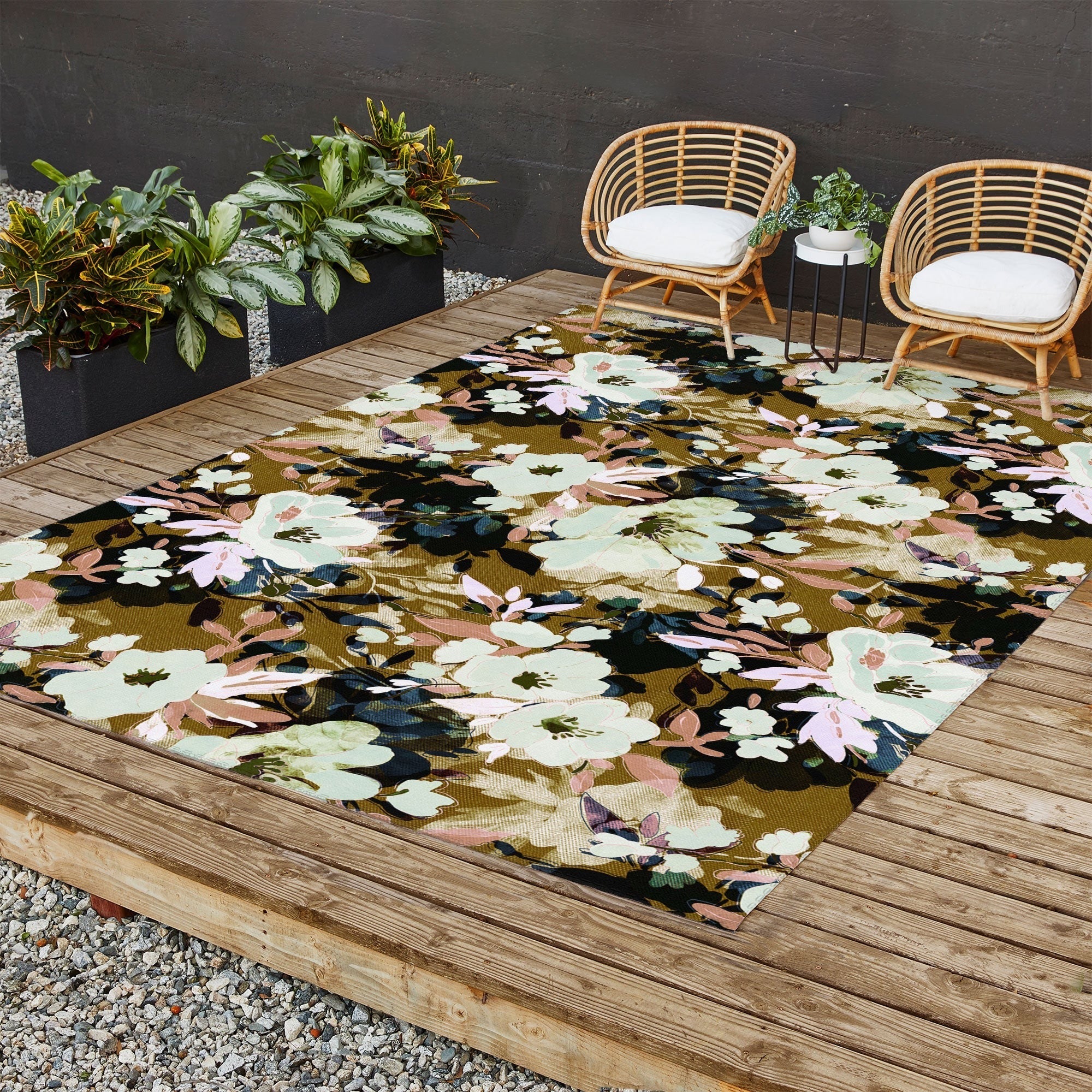 Marta Barragan Camarasa Romantic Floral Fusion Outdoor Rug