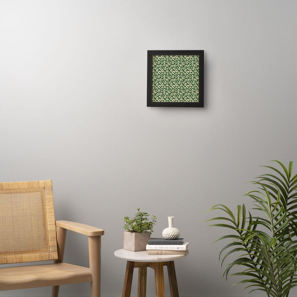 Avenie BR Cheetah Print In Green Framed Wall Art