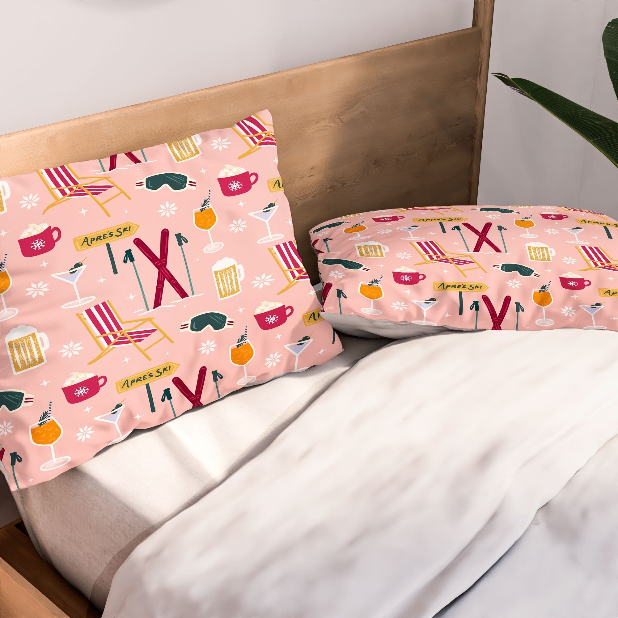 Design by Spark Apres Ski Holiday Pillow Shams