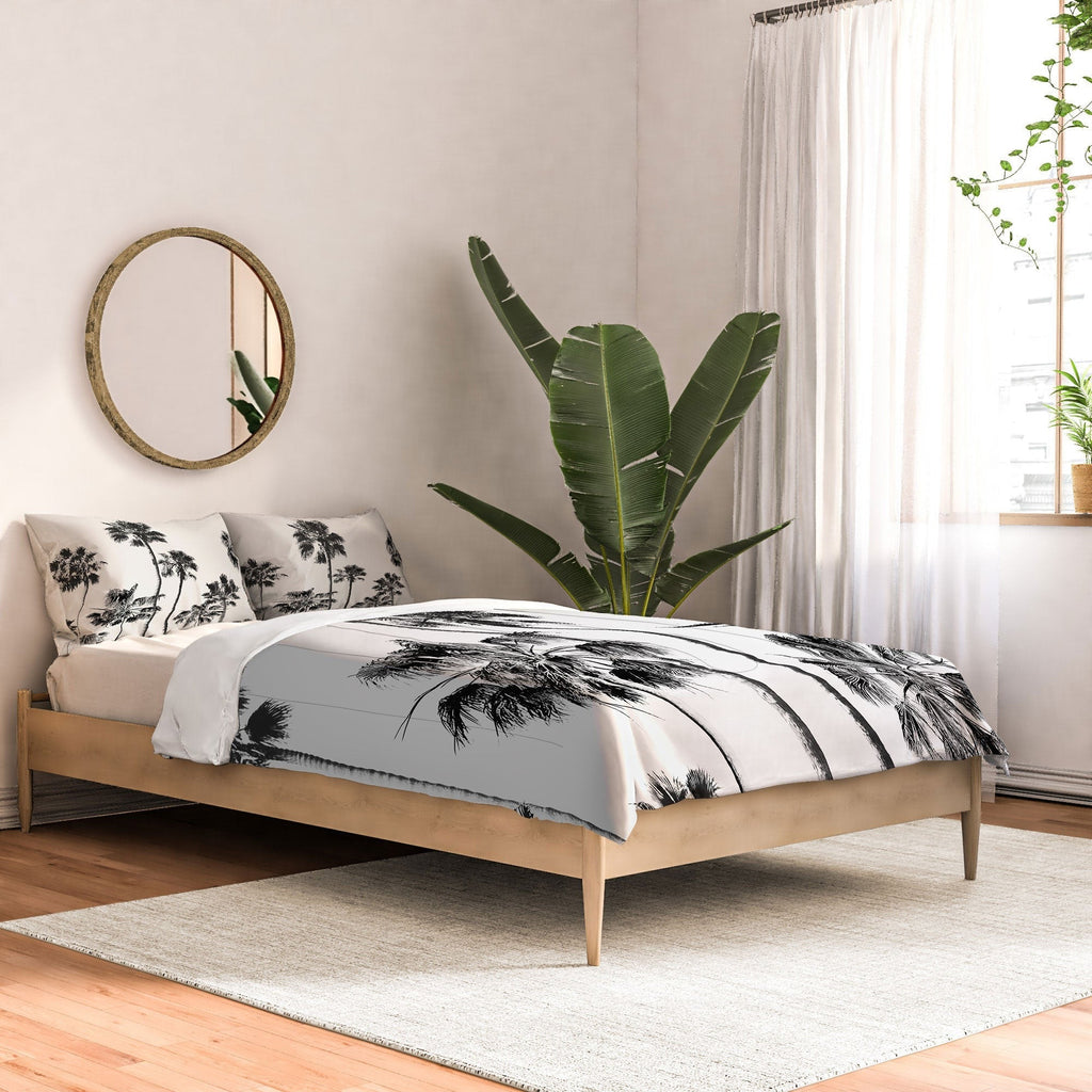 Gal Design Black And White Palms Comforter