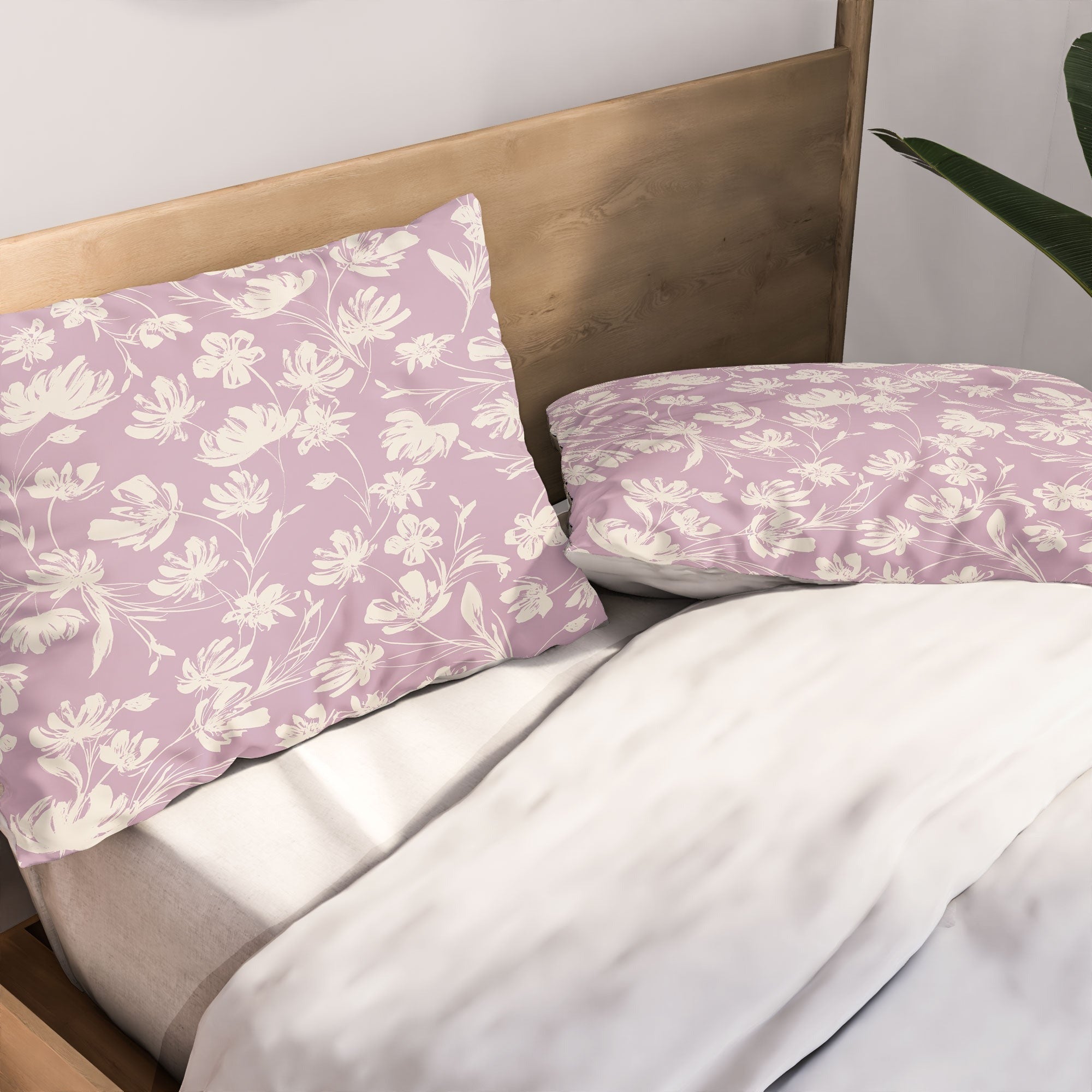 Gabriela Fuente Martine Lilac Pillow Shams