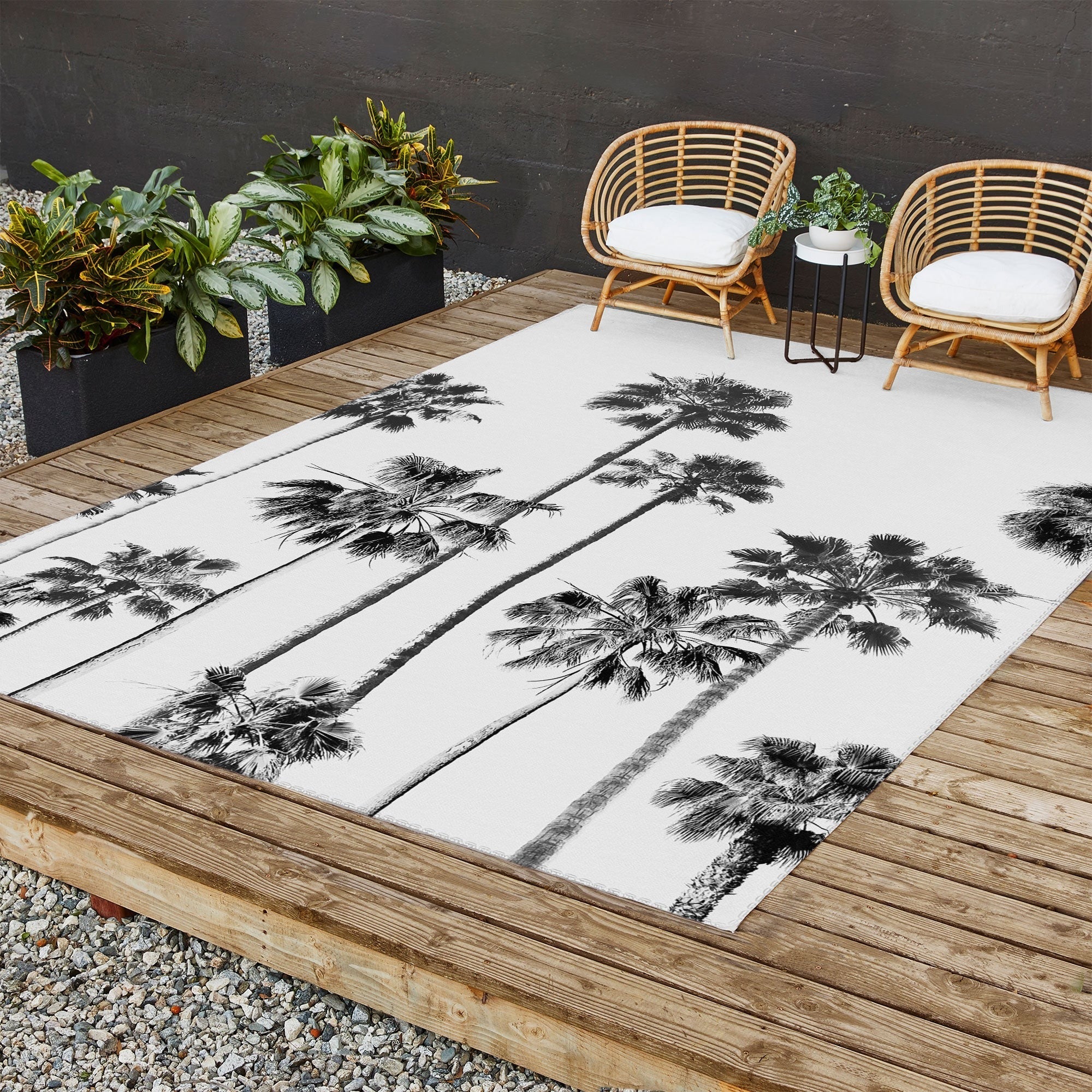 Gal Design Black And White Palms Outdoor Rug