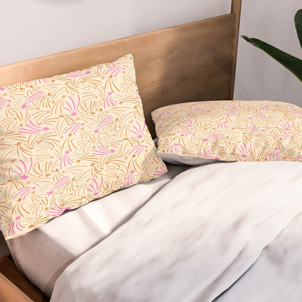 Little Om Pattern Shooting Stars cream Pillow Shams
