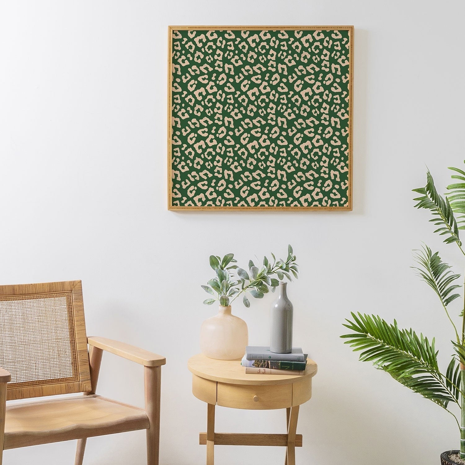 Avenie BR Cheetah Print In Green Framed Wall Art