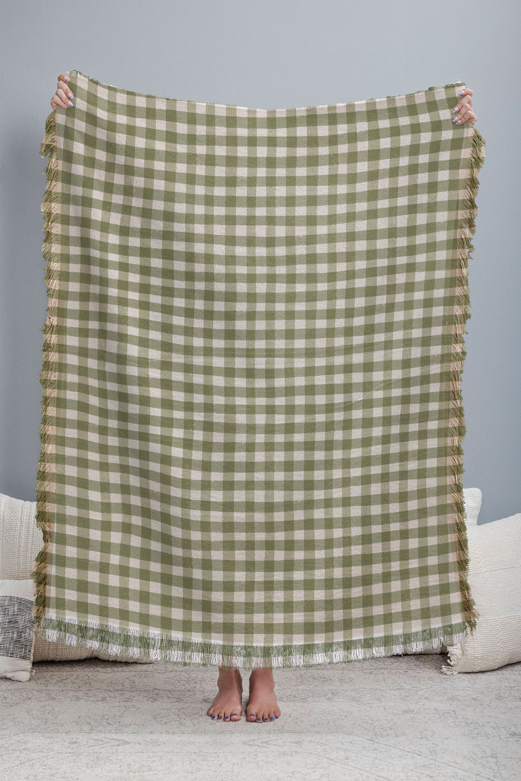 Menina Lisboa Rustic Green Plaid Throw Blanket