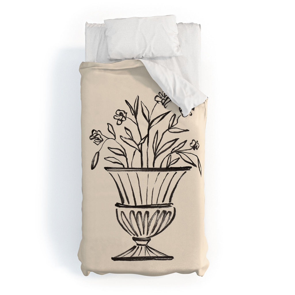 Intemporalis Garden Pot Antique Vase Flower Duvet Cover