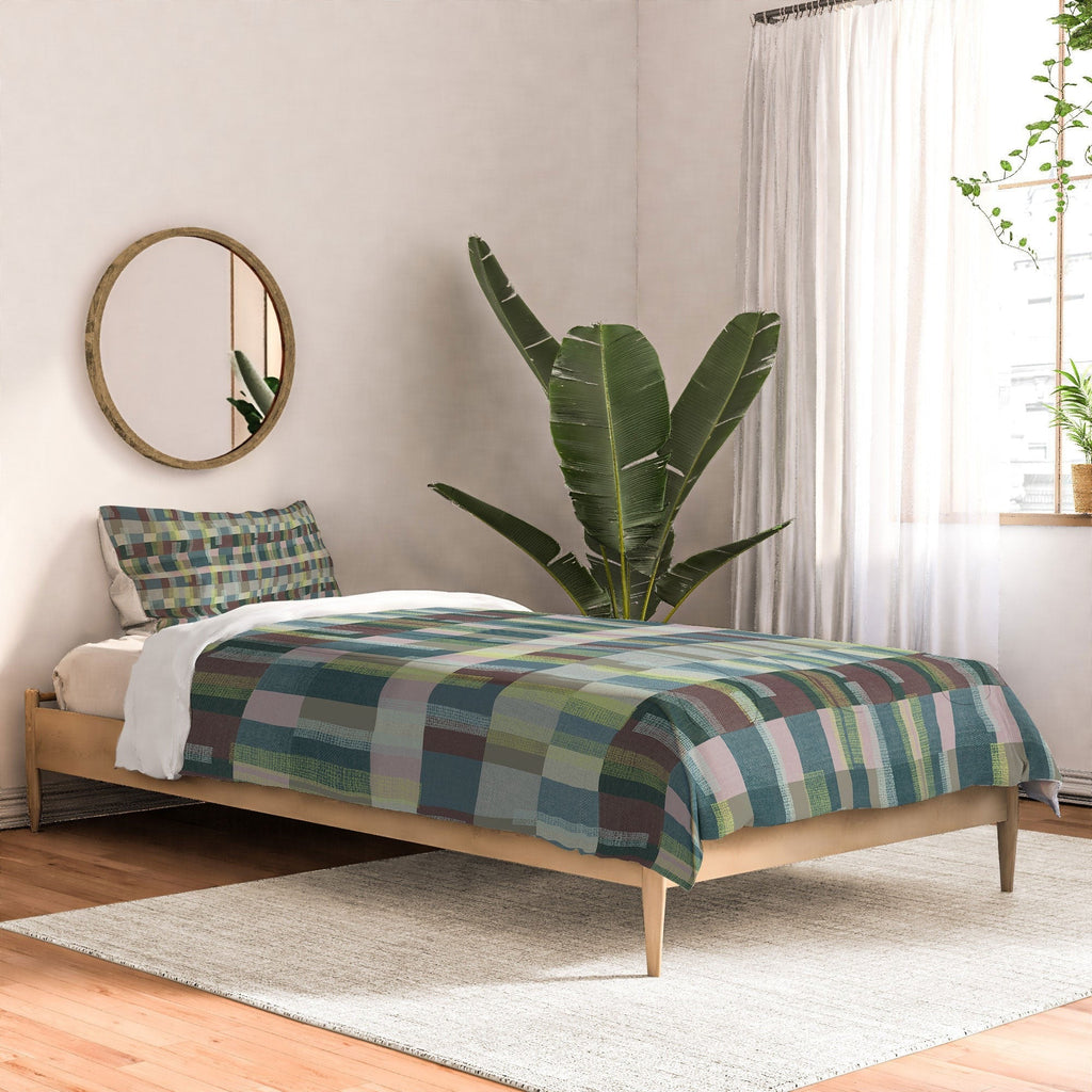Marta Barragan Camarasa Dynamic Linear Blocks Comforter