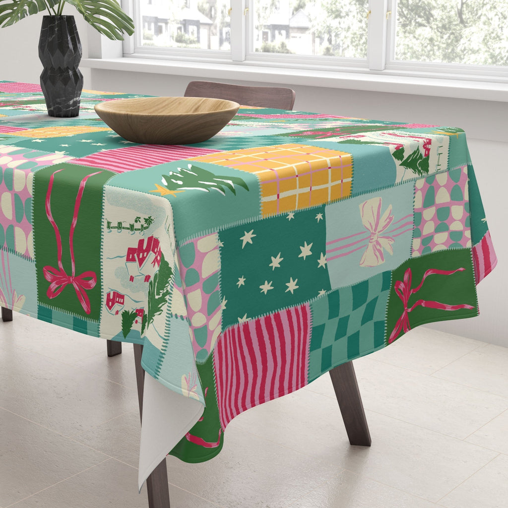 LouBruzzoni Cozy Christmas Patchwork Tablecloth