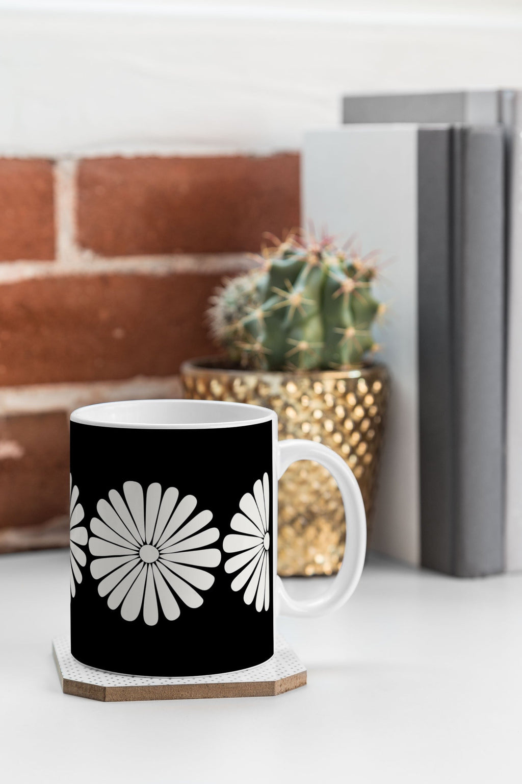 Colour Poems Retro Daisy II Coffee Mug