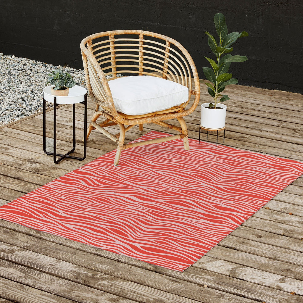 Avenie BR Red Zebra Stripe Outdoor Rug