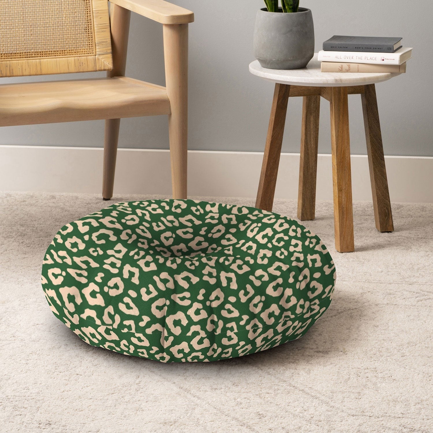 Avenie BR Cheetah Print In Green Floor Pillow Round