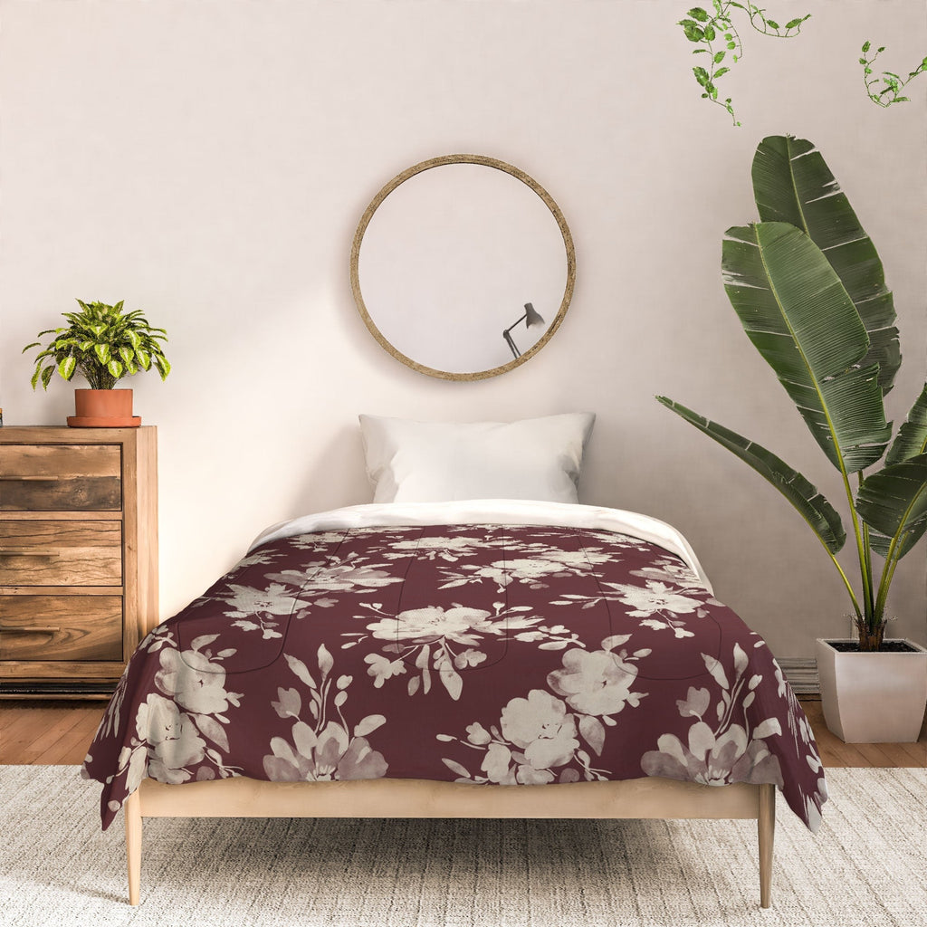 Marta Barragan Camarasa Antique Petal Romance Comforter
