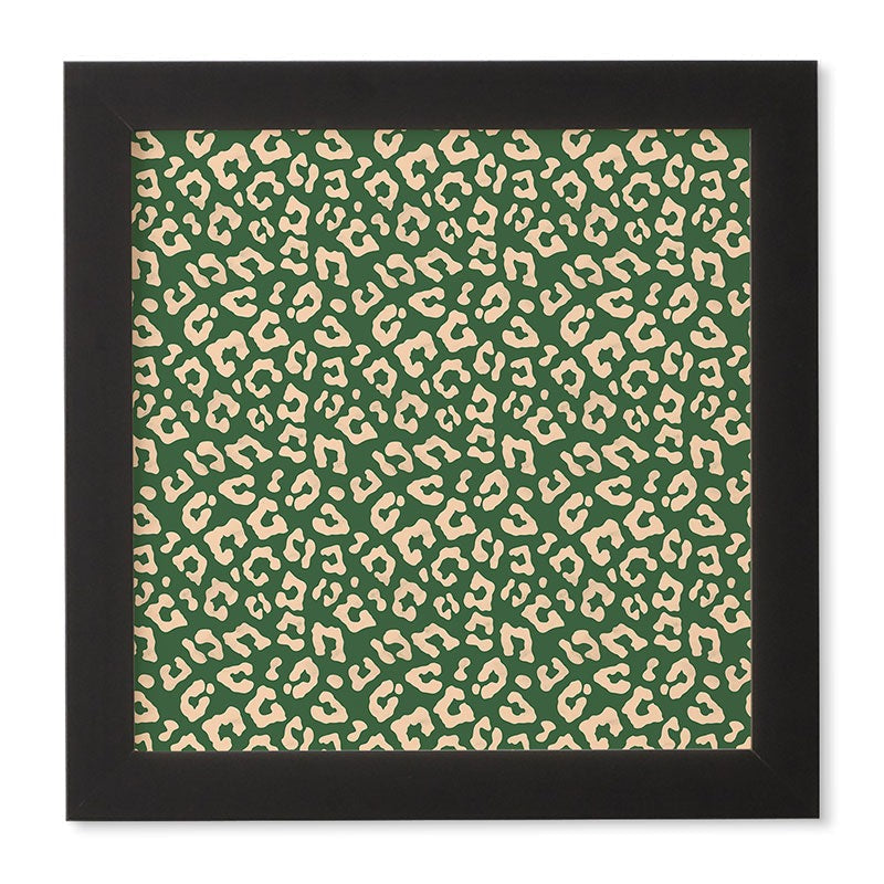 Avenie BR Cheetah Print In Green Framed Wall Art